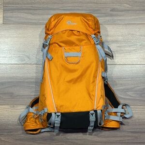 LowePro Photo Sport AW Backpack in Orange/Gray